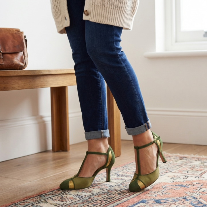Vintage Elegance Green Sandals